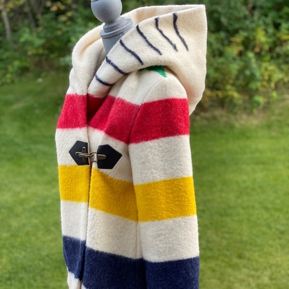 Hudson bay smythe coat Clearance